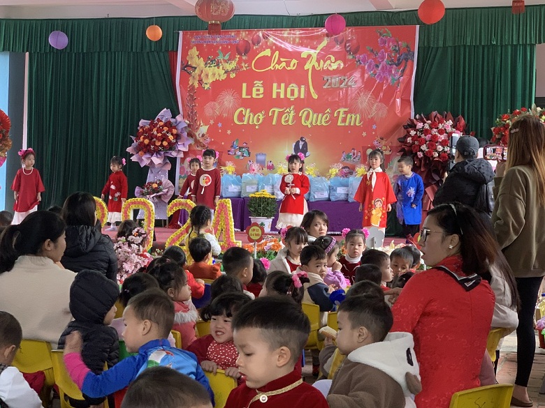 Trường Mầm non Quảng Vọng, xã Quảng Phúc tổ chức lễ hội “Chợ tết quê em”  chào mừng Xuân Giáp thìn 2024